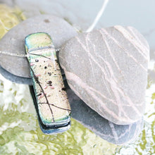 Load image into Gallery viewer, MERE Glass Lilabet Necklace in Cool Pink