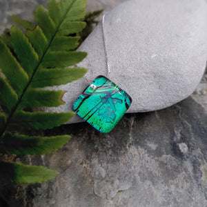 Mere Glass KARI Pendant Necklace - Emerald Green