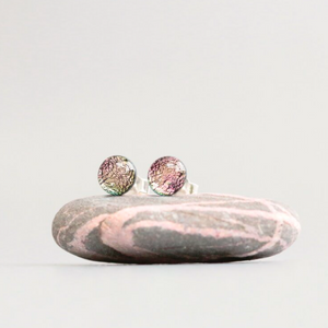MERE GLASS Exquisite Studs - Cool Pink